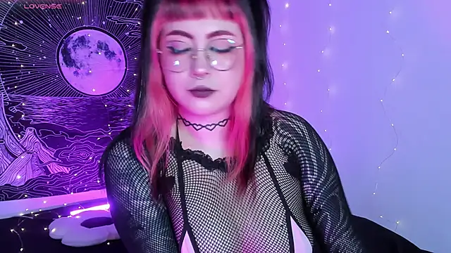 Hallucigenia  online show from 12.17.25