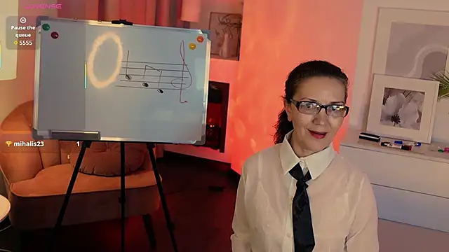 Irene Marlow online show from 12.03.25