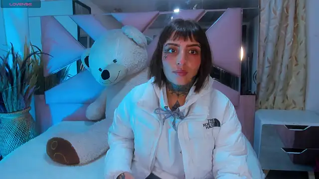 Gyal 8  online show from 09.22.25