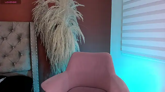 angela fiory online show from 12.05.25