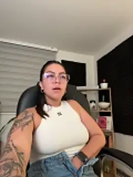 TaniaVelvet online show from 02.18.26