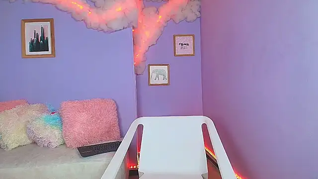 cat nasty online show from 10.10.25