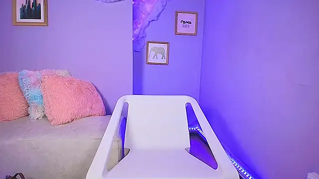 cat nasty online show from 11.21.25