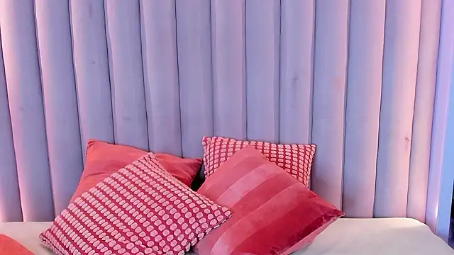 MyApril   online show from 02.18.26