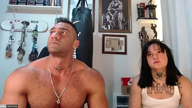 henryhadesflirt online show from 10.05.25