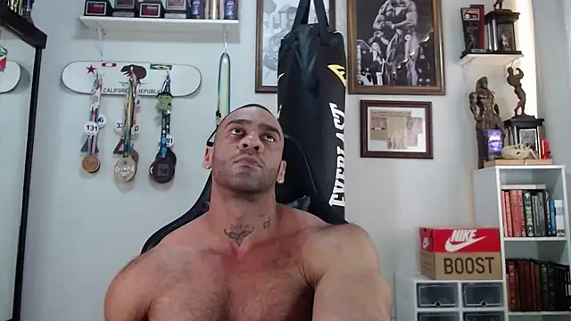 henryhadesflirt online show from 11.19.25