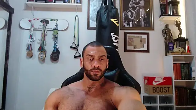 henryhadesflirt online show from 12.03.25