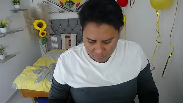 Snapshot of hotlesby_valery chatting on 09.26.25 hotlesby valery online show from 09.26.25