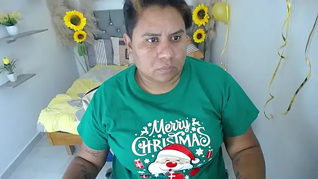 Snapshot of hotlesby_valery chatting on 09.27.25 hotlesby valery online show from 09.27.25