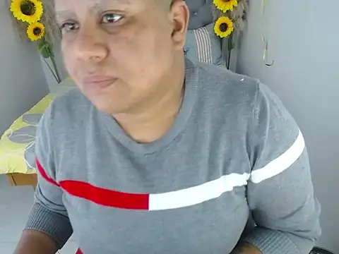 Snapshot of hotlesby_valery chatting on 11.10.25 hotlesby valery online show from 11.10.25