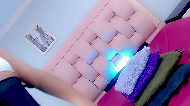 AdharaDaboin online show from 10.25.25