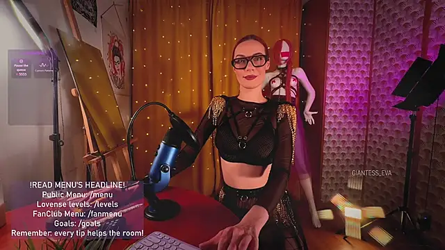 Snapshot of Giantess_Eva chatting on 05.14.26 Giantess Eva online show from 05.14.26