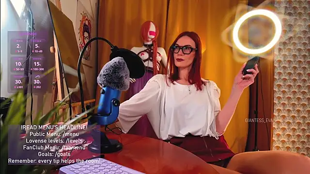 Snapshot of Giantess_Eva chatting on 06.22.26 Giantess Eva online show from 06.22.26
