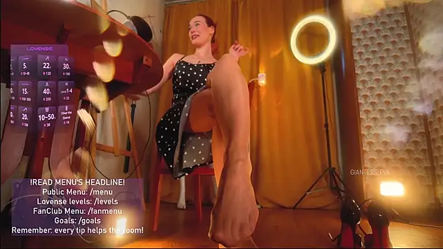 Snapshot of Giantess_Eva chatting on 07.18.26 Giantess Eva online show from 07.18.26