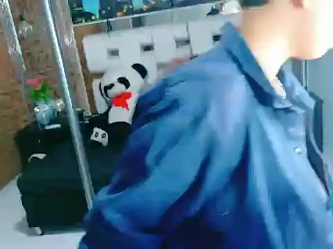 Snapshot of Twindesires chatting on 10.19.25 Twindesires online show from 10.19.25