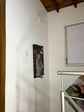 Snapshot of liahouses chatting on 09.29.25 liahouses online show from 09.29.25