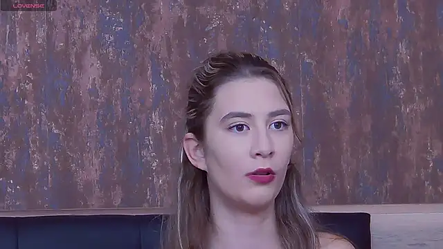 AylinFreya online show from 10.14.25