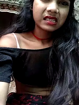 Snapshot of PRACHI-743 chatting on 11.14.25 PRACHI-743 online show from 11.14.25