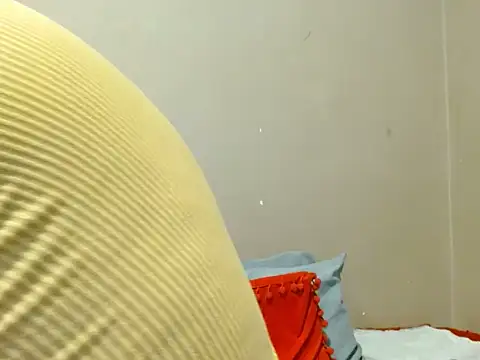 champaigncork online show from 11.08.25