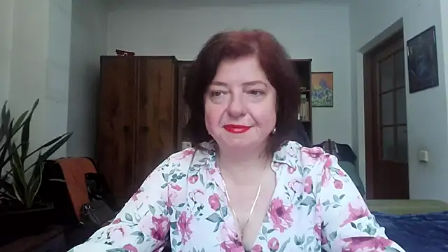Snapshot of Violet_Pulse chatting on 05.18.26 Violet Pulse online show from 05.18.26