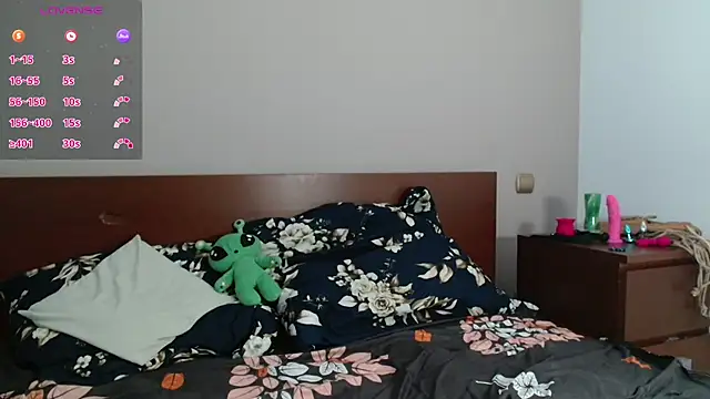 Snapshot of HardNerdVoid chatting on 10.14.25 HardNerdVoid online show from 10.14.25