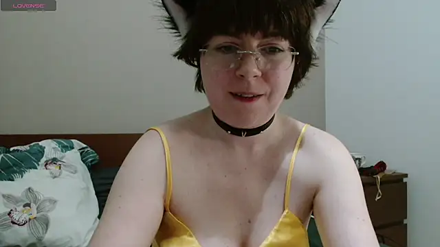 Snapshot of HardNerdVoid chatting on 12.15.25 HardNerdVoid online show from 12.15.25