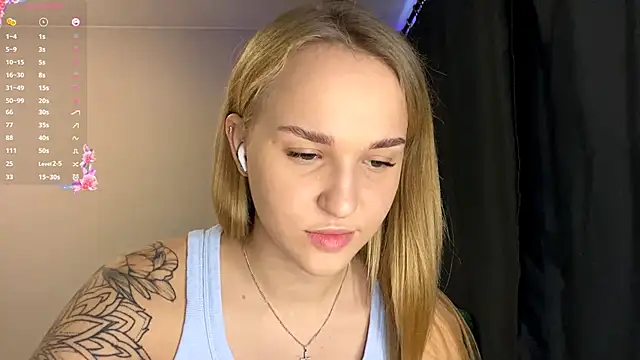 TanekaBoitel online show from 10.04.25