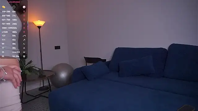 AdrianaCoenen online show from 09.21.25