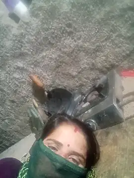 M-Kajal456 online show from 10.12.25