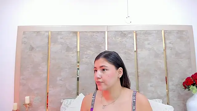 Snapshot of AnyaSosa_ chatting on 10.04.25 AnyaSosa  online show from 10.04.25