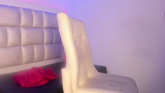 peyton  wat online show from 11.24.25