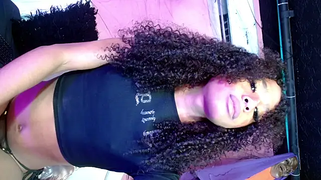  IsabellaRousse online show from 10.25.25