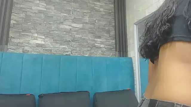 Lil Rose2006 online show from 10.27.25