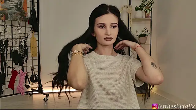 lettheskyfallx online show from 03.20.26