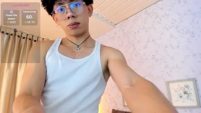 liam twiink online show from 04.18.26