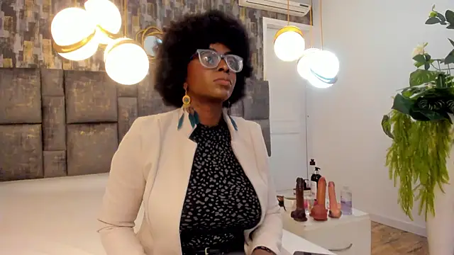 LolaJenkinss online show from 10.03.25