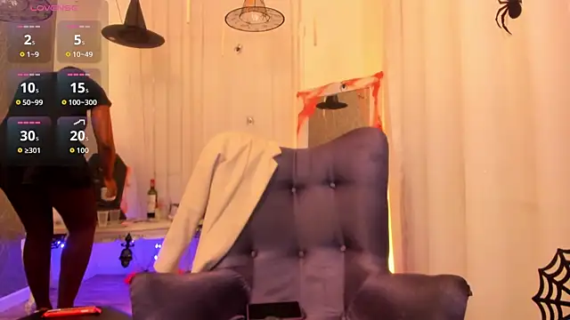 LolaJenkinss online show from 11.05.25