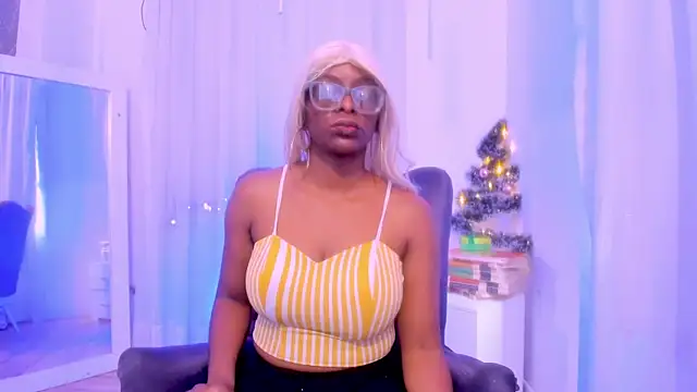 LolaJenkinss online show from 12.15.25