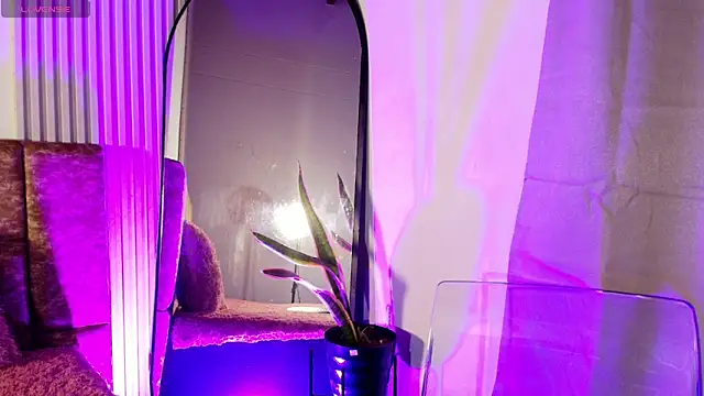 Missdionne curly online show from 03.28.26