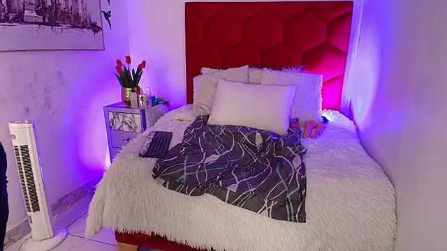 EvaGoddess  online show from 11.30.25