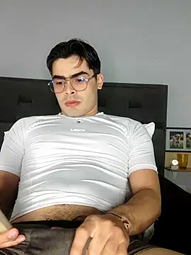 Snapshot of Mason_grey chatting on 11.09.25 Mason grey online show from 11.09.25