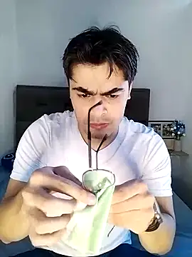 Snapshot of Mason_grey chatting on 11.27.25 Mason grey online show from 11.27.25