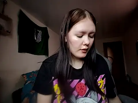 Snapshot of yanderephobia chatting on 12.19.25 yanderephobia online show from 12.19.25