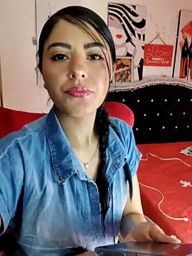 ValeNiitaLuv online show from 04.17.26