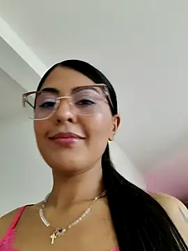 ValeNiitaLuv online show from 04.24.26