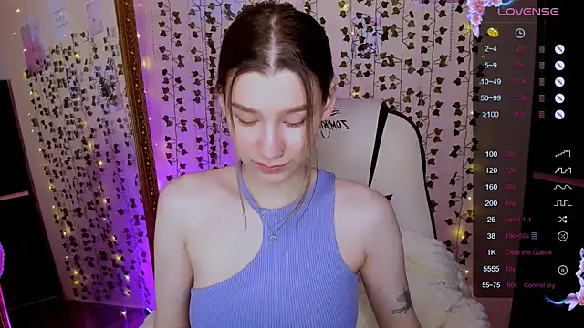 LinaBlossom  online show from 02.27.26