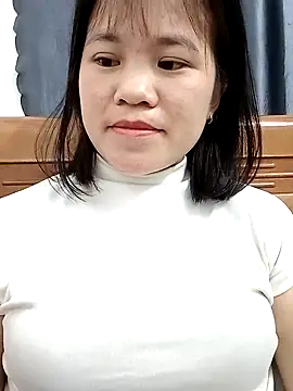 Snapshot of Norah-h chatting on 03.17.26 Norah-h online show from 03.17.26