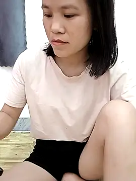 Snapshot of Norah-h chatting on 03.31.26 Norah-h online show from 03.31.26