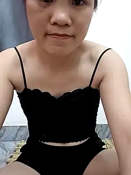 Snapshot of Norah-h chatting on 04.08.26 Norah-h online show from 04.08.26