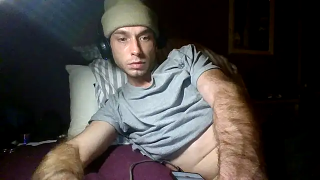 Snapshot of crysGERM chatting on 11.27.25 crysGERM online show from 11.27.25